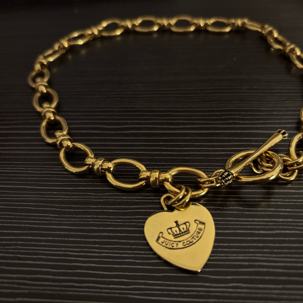 VINTAGE RARE Juicy Couture Gold Heart Charm Necklace